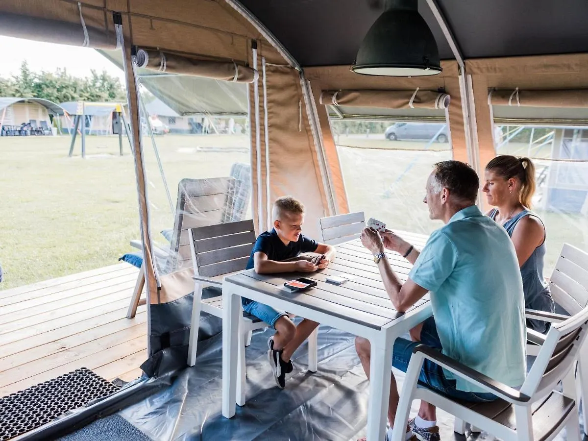 Nice Tent Lodge In A Holiday Park, Adjacent To The Forest, Luxembourg At 30 Km Nommern Tente de luxe